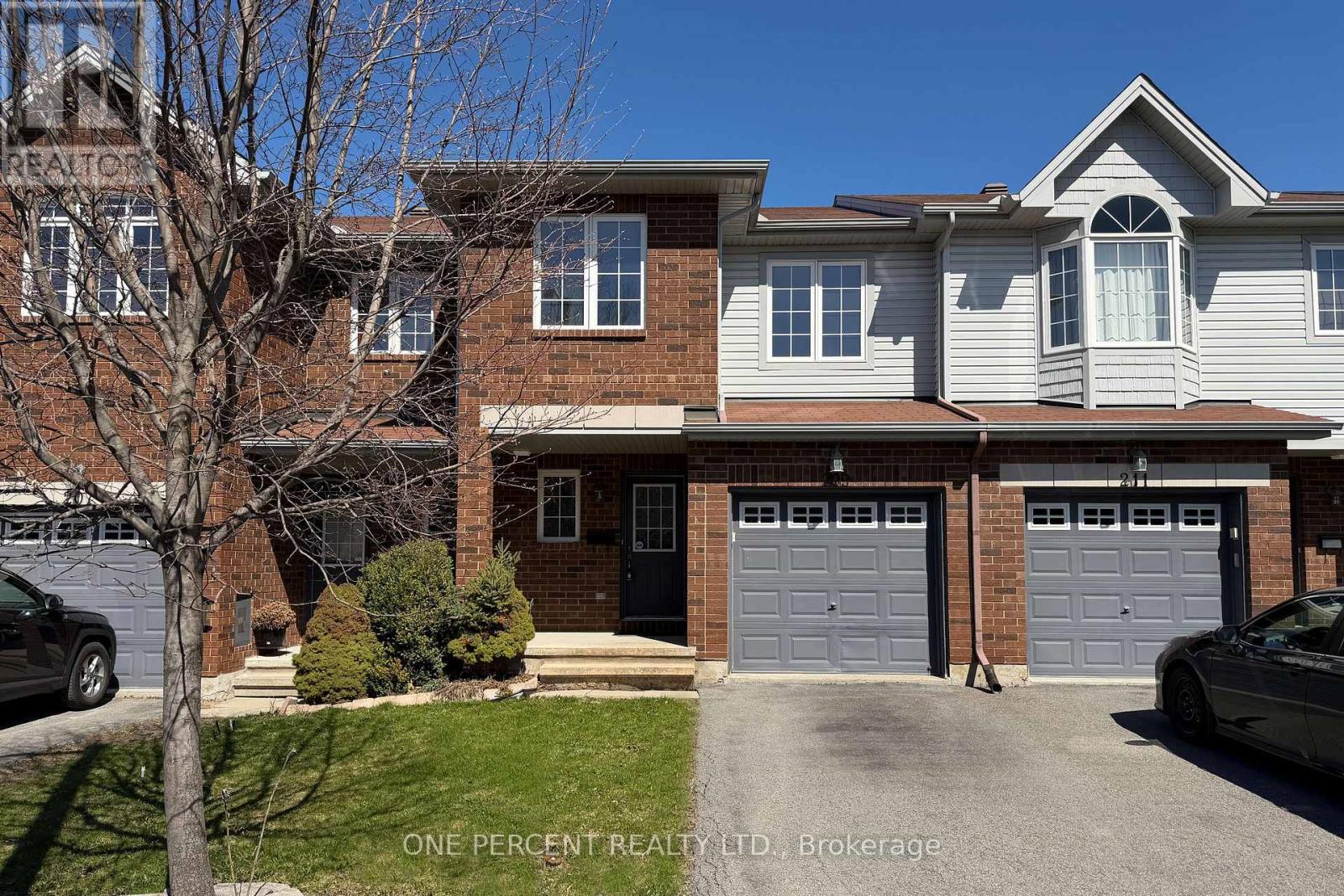 209 ROLLING MEADOW CRESCENT, Ottawa, Ontario