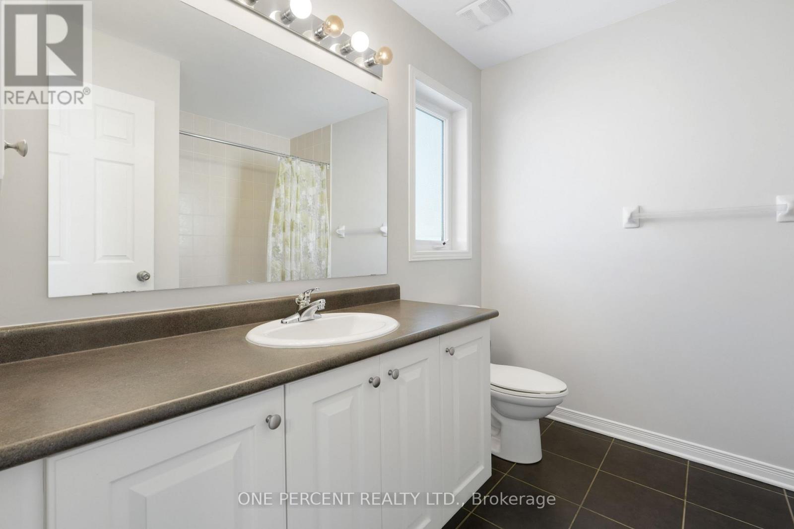 209 Rolling Meadow Crescent, Ottawa, Ontario  K1W 0B1 - Photo 23 - X12852890