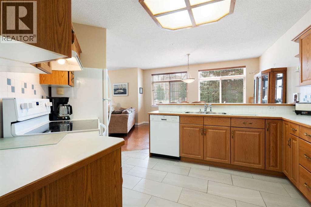 ., 2107 Patterson View Sw, Calgary, Alberta  T3H 3J9 - Photo 12 - A2303272