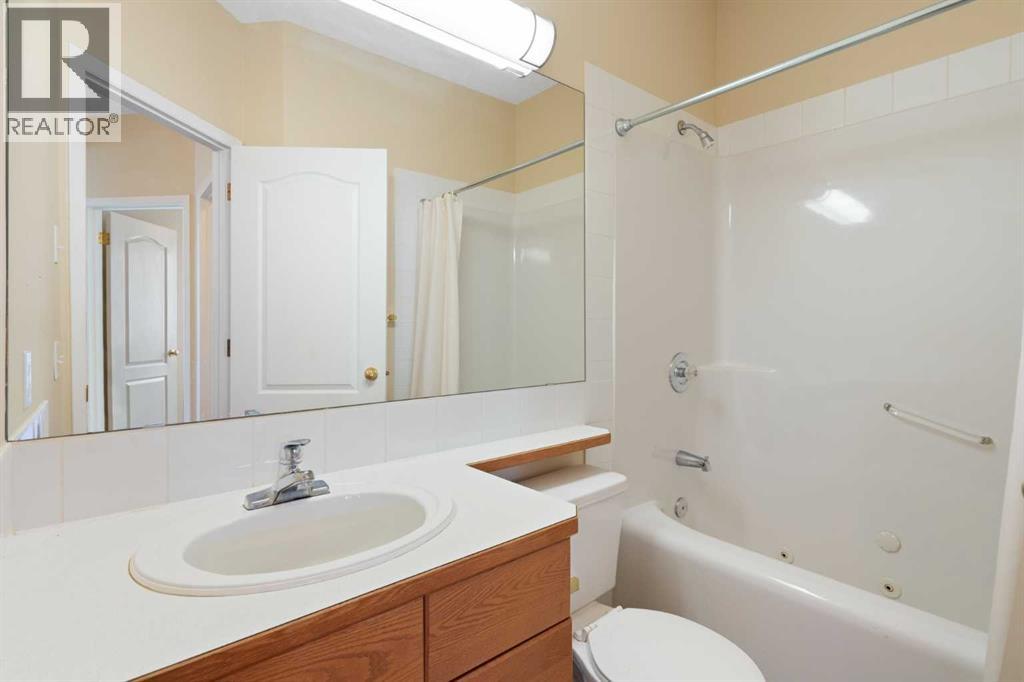 ., 2107 Patterson View Sw, Calgary, Alberta  T3H 3J9 - Photo 23 - A2303272