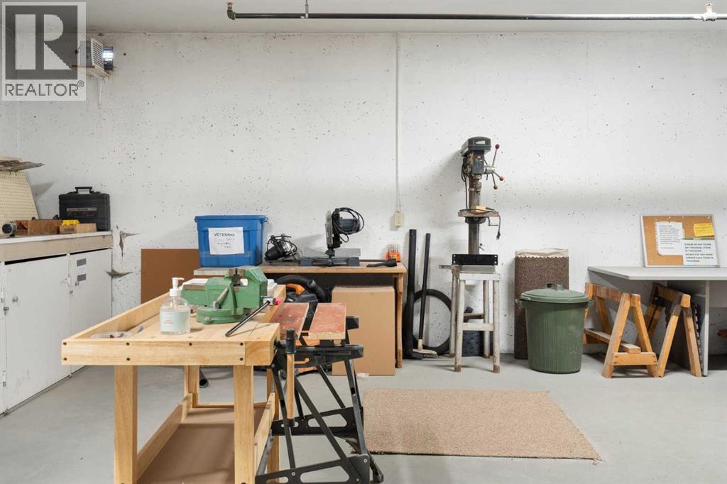 ., 2107 Patterson View Sw, Calgary, Alberta  T3H 3J9 - Photo 37 - A2303272