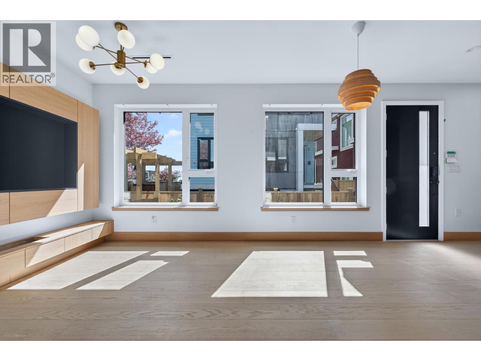 3 1495 E 58th Avenue, Vancouver, British Columbia  V5P 2B9 - Photo 4 - R3108812