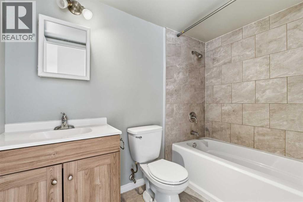103, 231 64 Avenue NW, Calgary, Alberta  T2K 0M1 - Photo 14 - A2294733