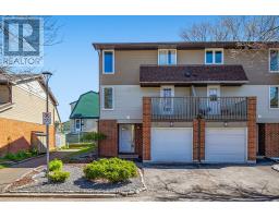 43 - 3205 UPLANDS DRIVE NE, Ottawa, Ontario
