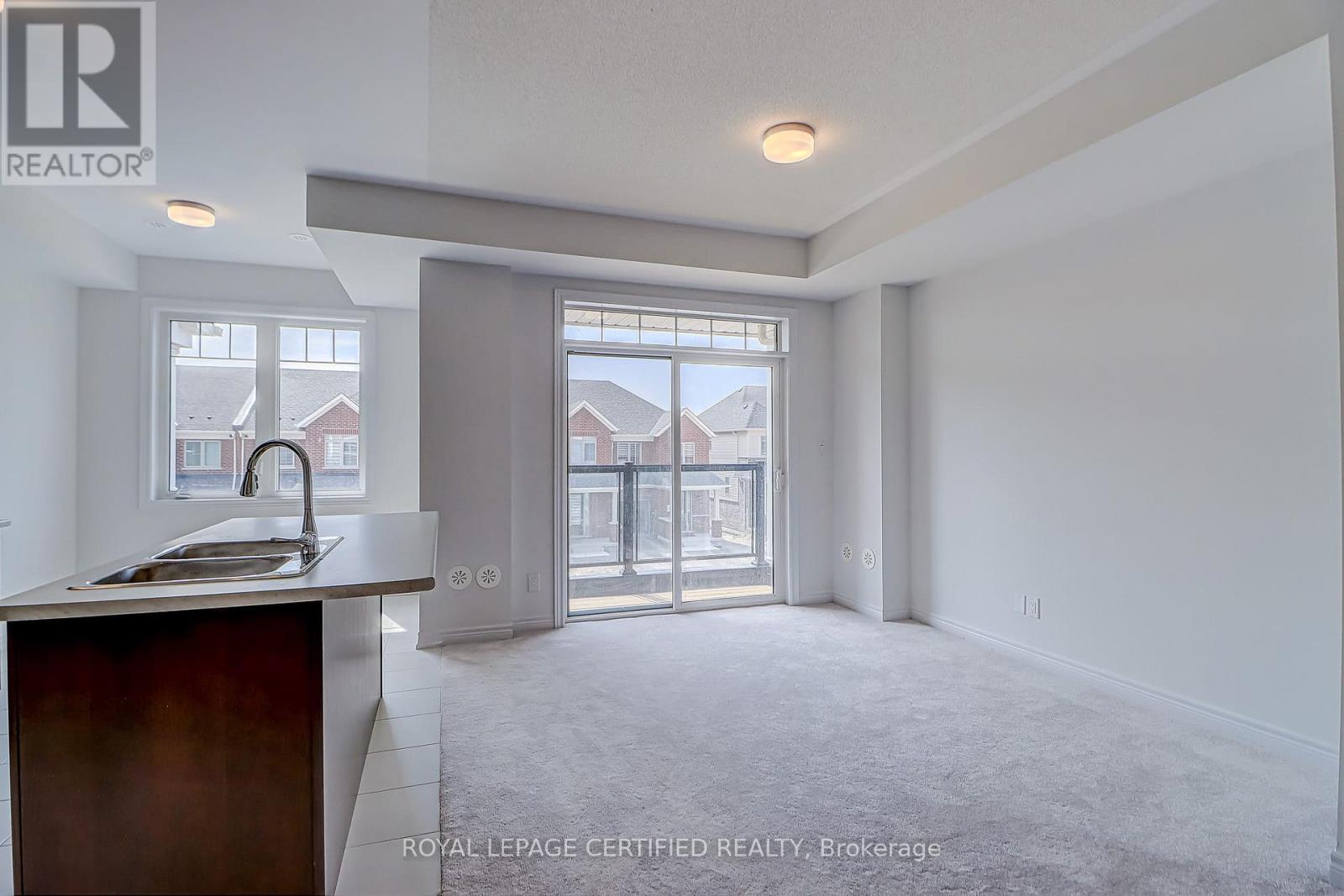 2013 Cameron Lott Crescent, Oshawa, Ontario  L1L 0S1 - Photo 10 - E13045760