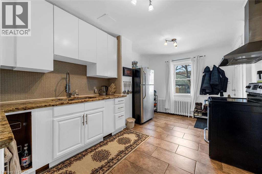 35 Bayfield Avenue, Hamilton, Ontario  L8H 3M5 - Photo 12 - 40796711