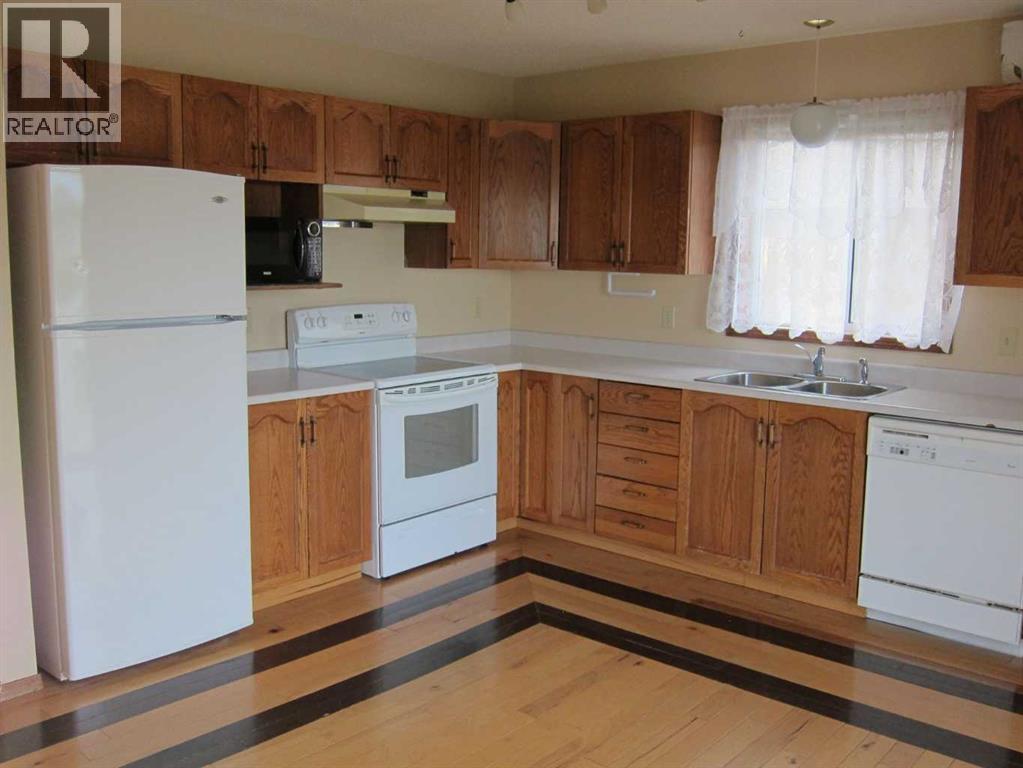 4306 53 Street, Grimshaw, Alberta  T0H 1W0 - Photo 3 - A2293113