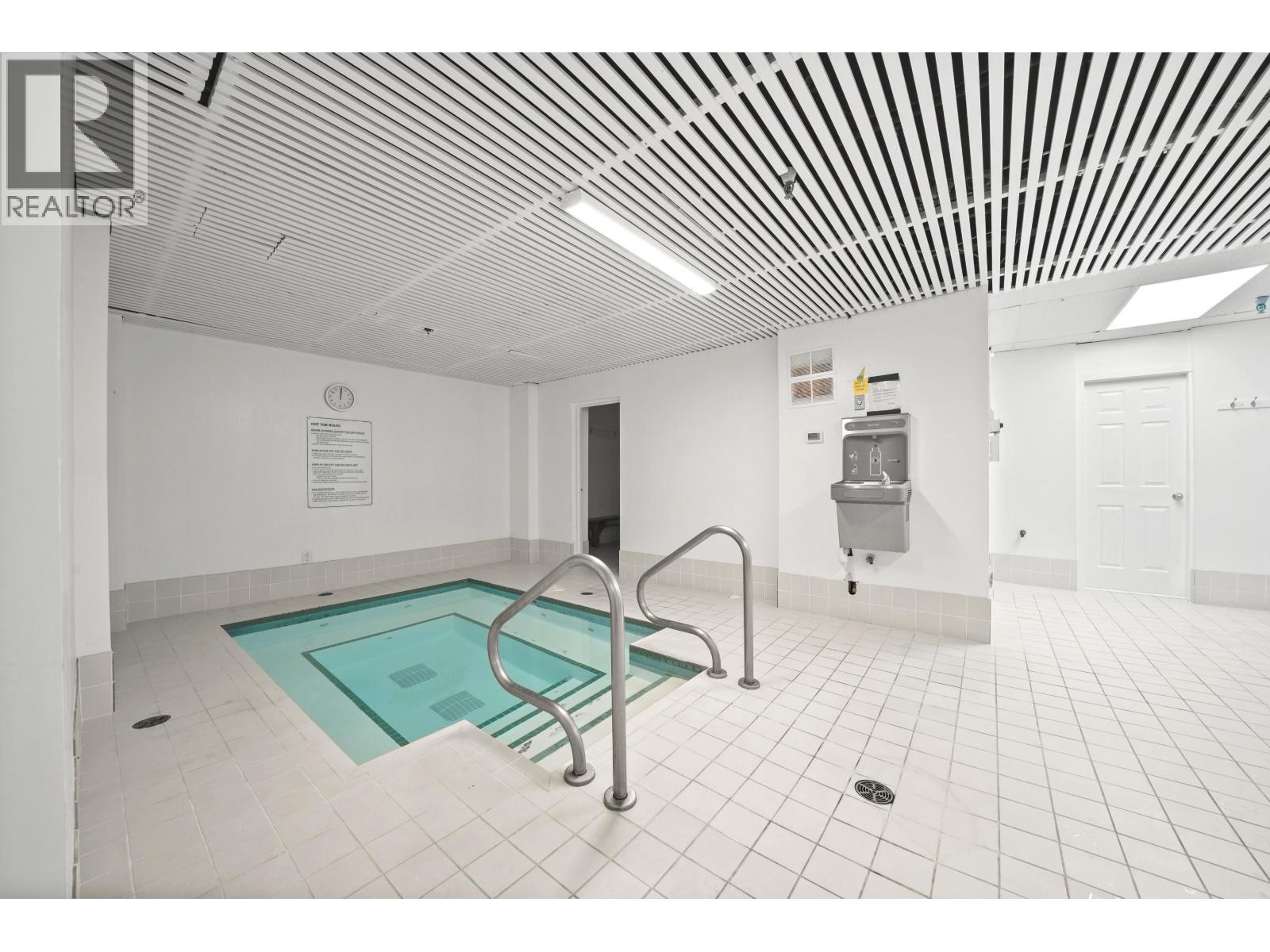 1006 2016 Fullerton Avenue, North Vancouver, British Columbia  V7P 3E6 - Photo 22 - R3063834