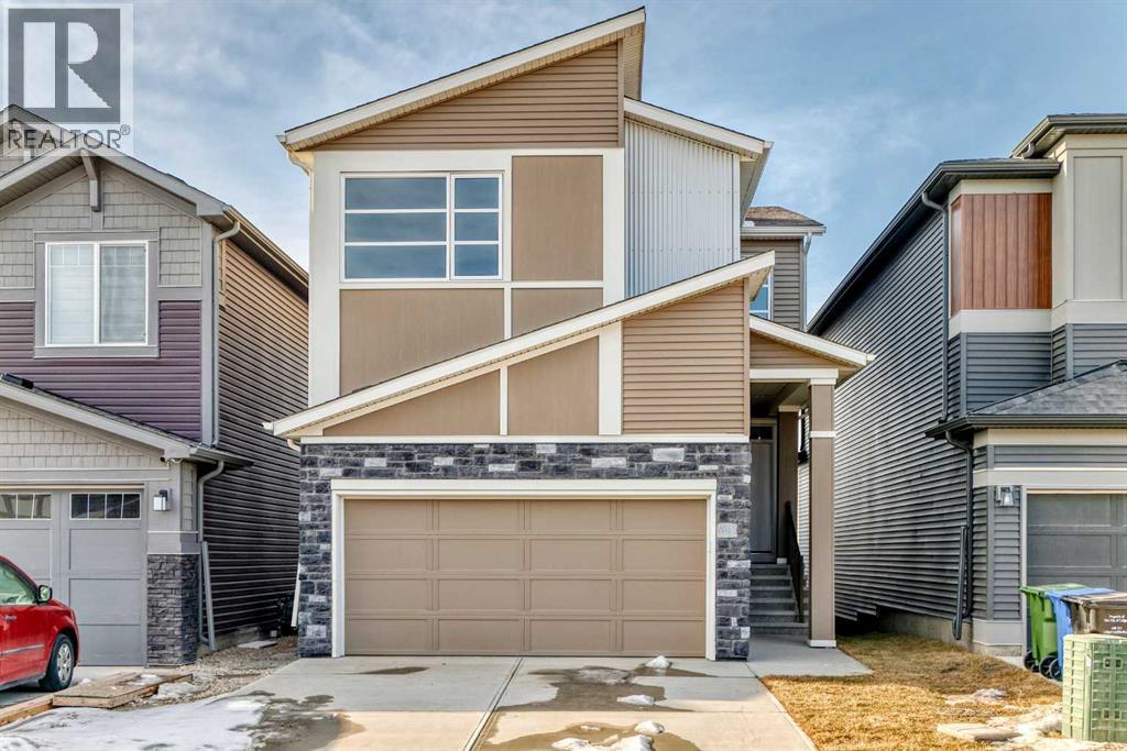 31 Lucas Passage NW, Calgary, Alberta  T3P 1Z4 - Photo 1 - A2283547