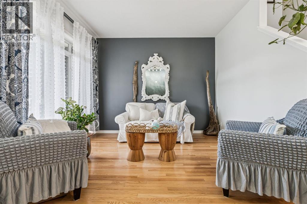 143 Fireside Drive, Cochrane, Alberta  T4C 0X4 - Photo 9 - A2303218