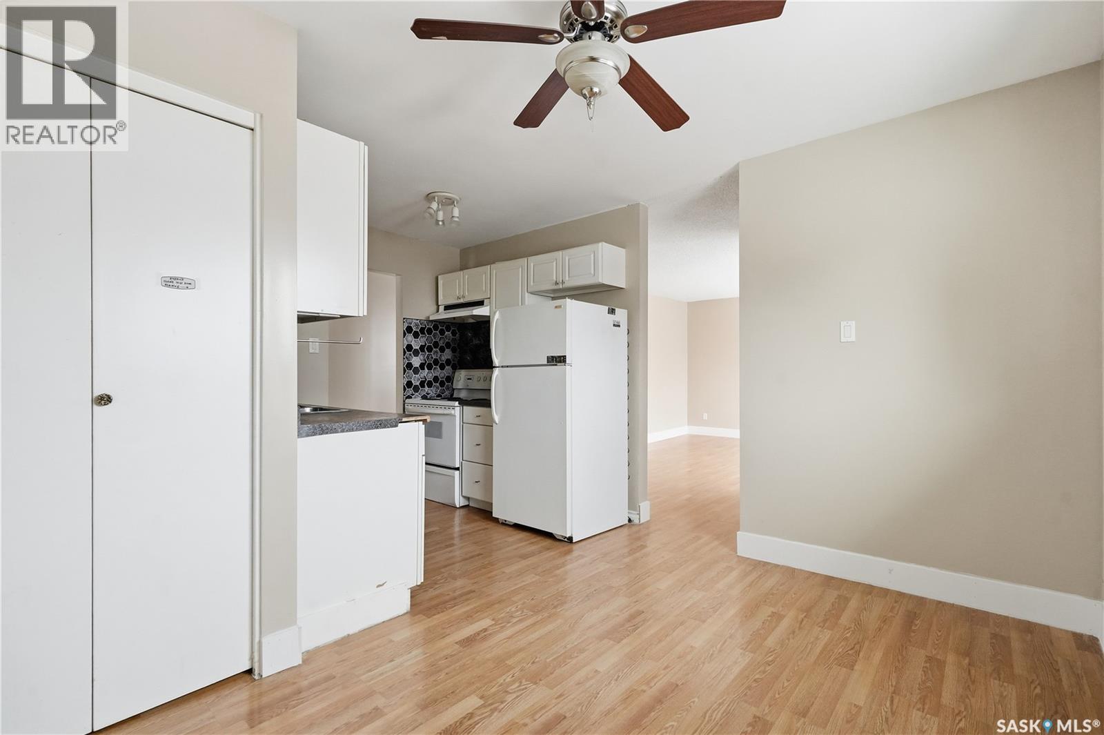 94 Lloyd Crescent, Regina, Saskatchewan  S4R 6C1 - Photo 12 - SK033909