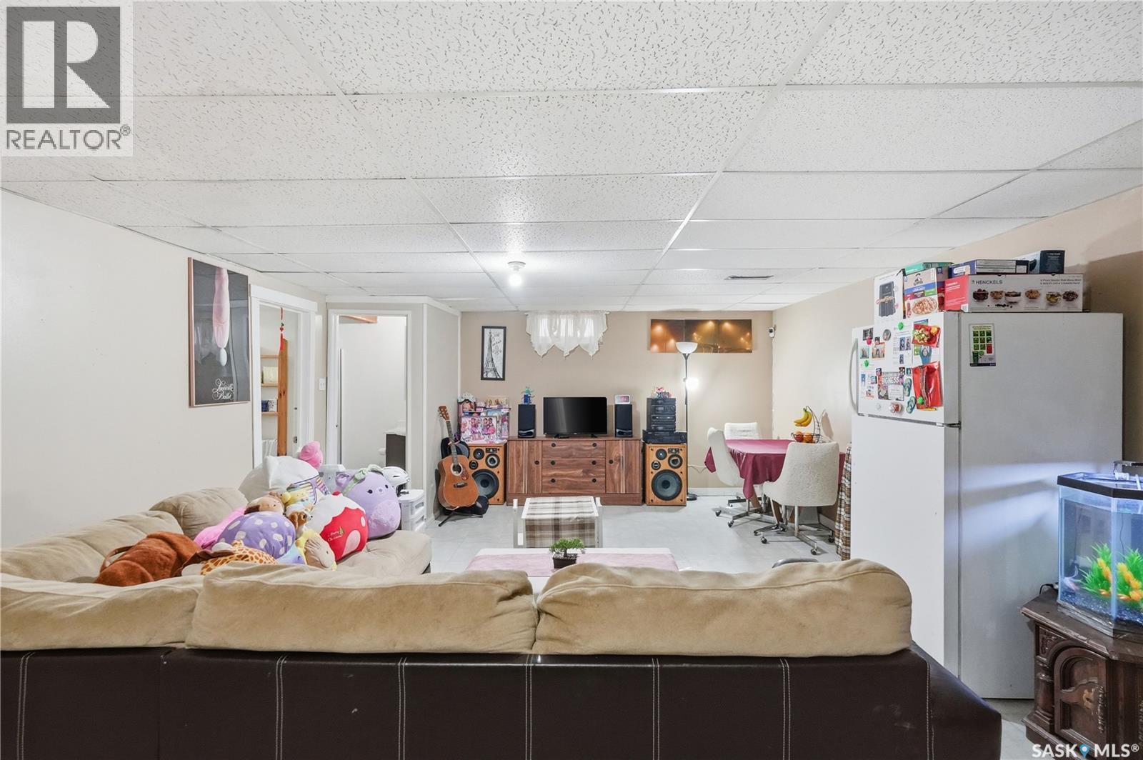 94 Lloyd Crescent, Regina, Saskatchewan  S4R 6C1 - Photo 22 - SK033909