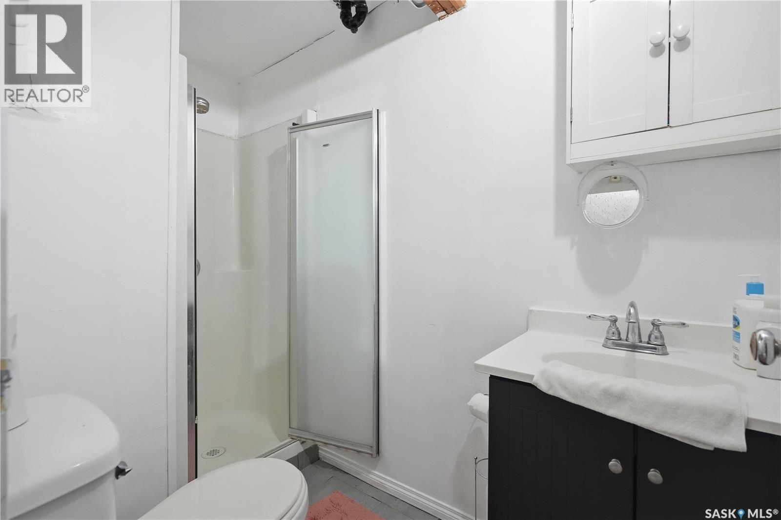 94 Lloyd Crescent, Regina, Saskatchewan  S4R 6C1 - Photo 24 - SK033909