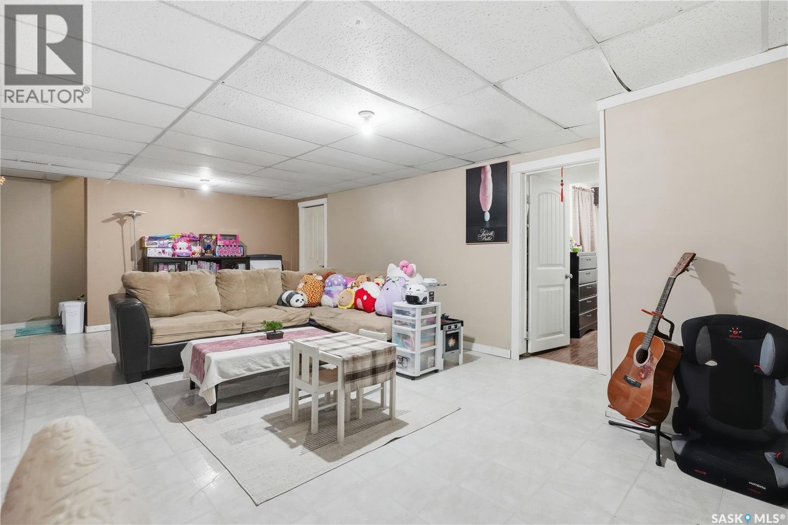 94 Lloyd Crescent, Regina, Saskatchewan  S4R 6C1 - Photo 25 - SK033909