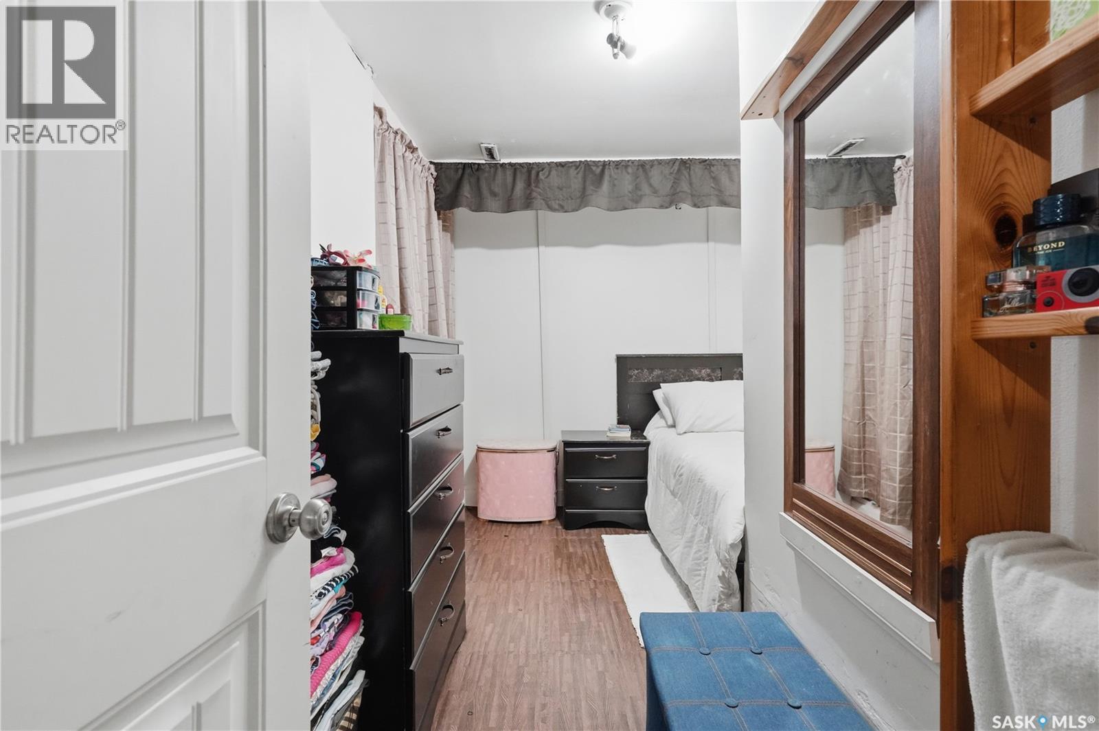 94 Lloyd Crescent, Regina, Saskatchewan  S4R 6C1 - Photo 26 - SK033909