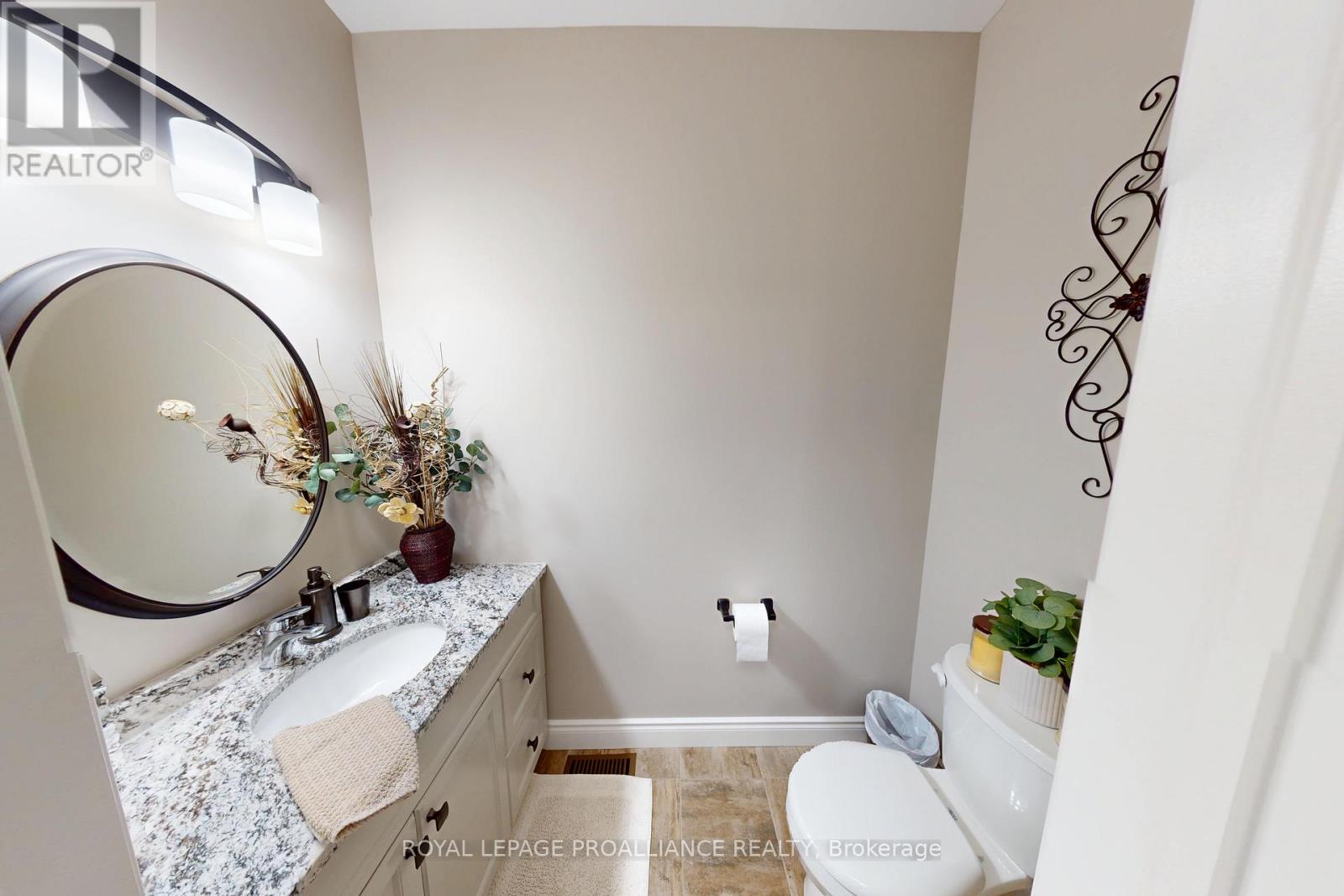 37 Farmington Crescent, Belleville, Ontario  K8N 0J9 - Photo 11 - X13019562