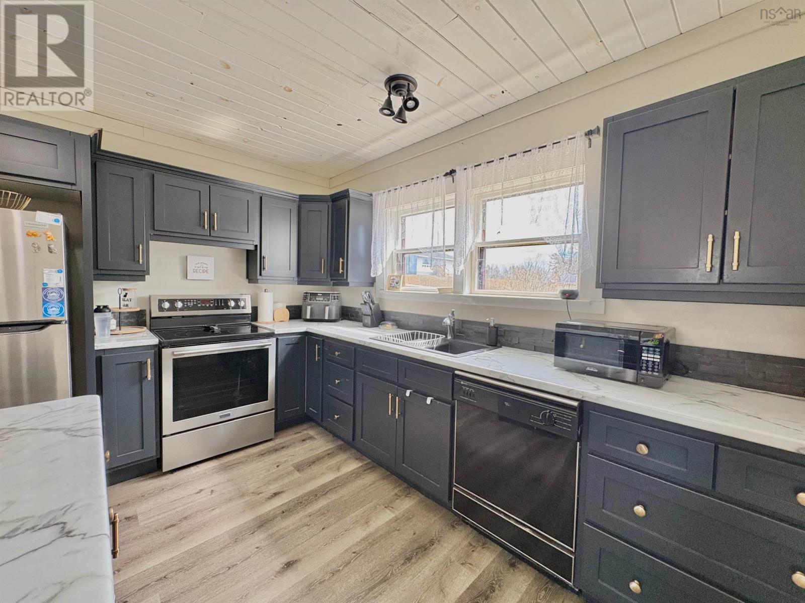 927 Highway 334, Plymouth, Nova Scotia  B0W 1B0 - Photo 5 - 202608628