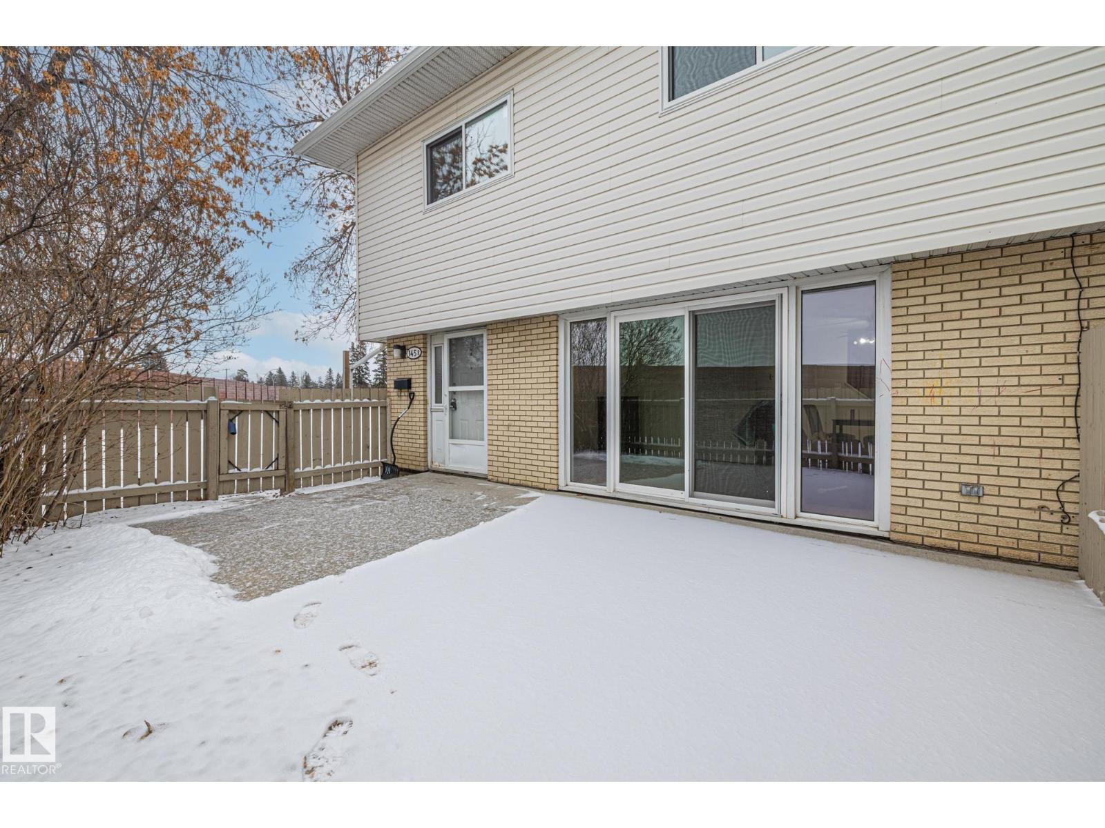 145b Royal Rd NW, Edmonton, Alberta  T6J 2E7 - Photo 2 - E4476475