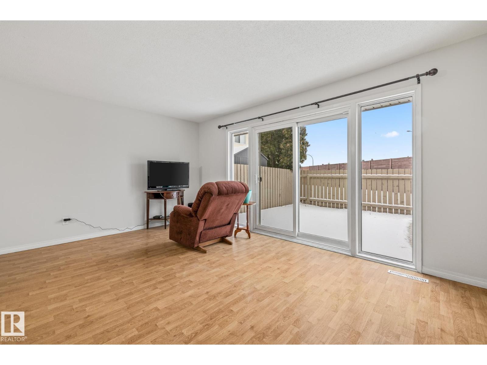 145b Royal Rd NW, Edmonton, Alberta  T6J 2E7 - Photo 13 - E4476475