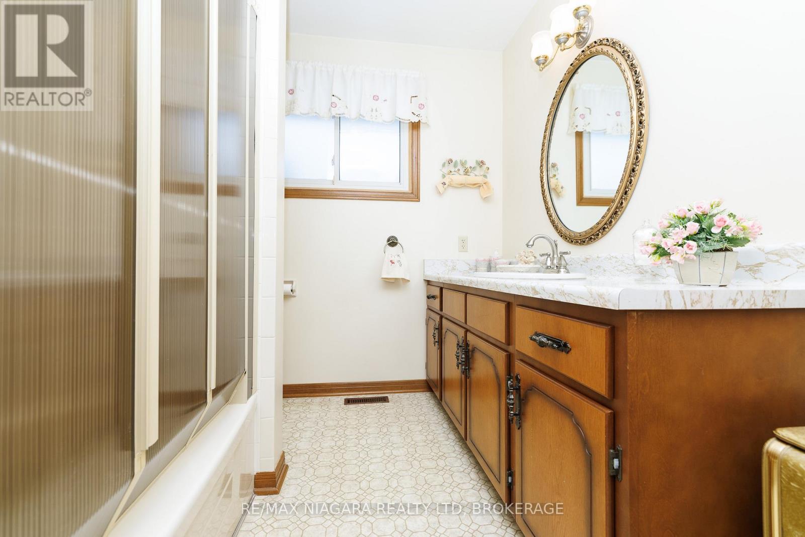 4409 Latina Crescent, Niagara Falls, Ontario  L2E 7C3 - Photo 20 - X13045772