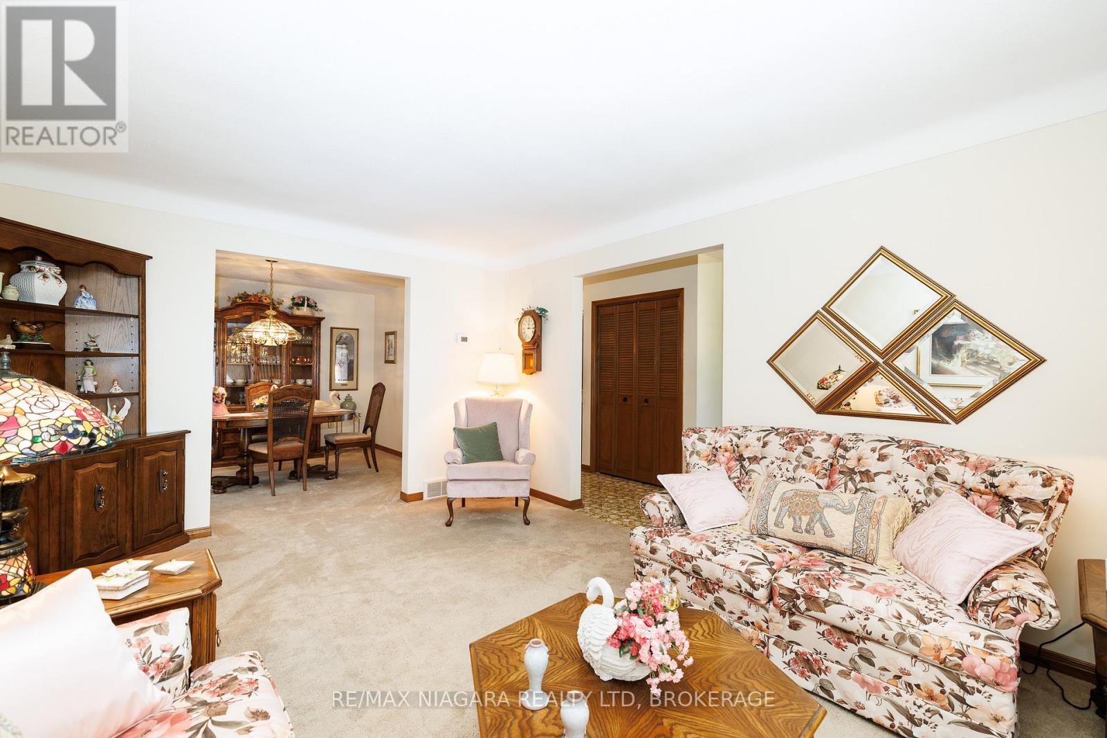 4409 Latina Crescent, Niagara Falls, Ontario  L2E 7C3 - Photo 4 - X13045772