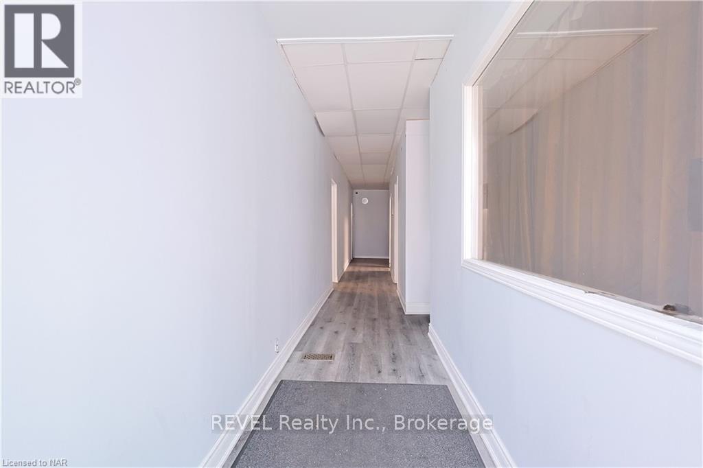 Main - 12 East Main Street E, Welland, Ontario  L3B 3W3 - Photo 4 - X13045792