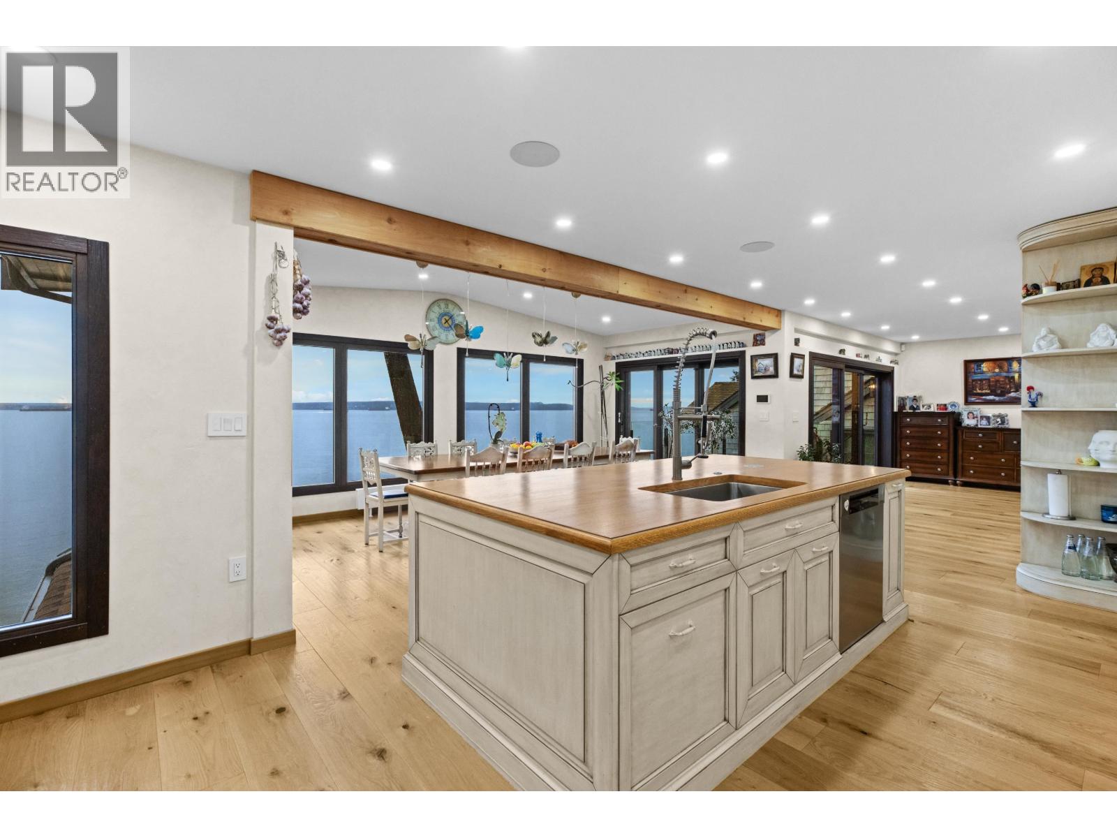 3298 Radcliffe Avenue, West Vancouver, British Columbia  V7V 1G6 - Photo 12 - R3114958