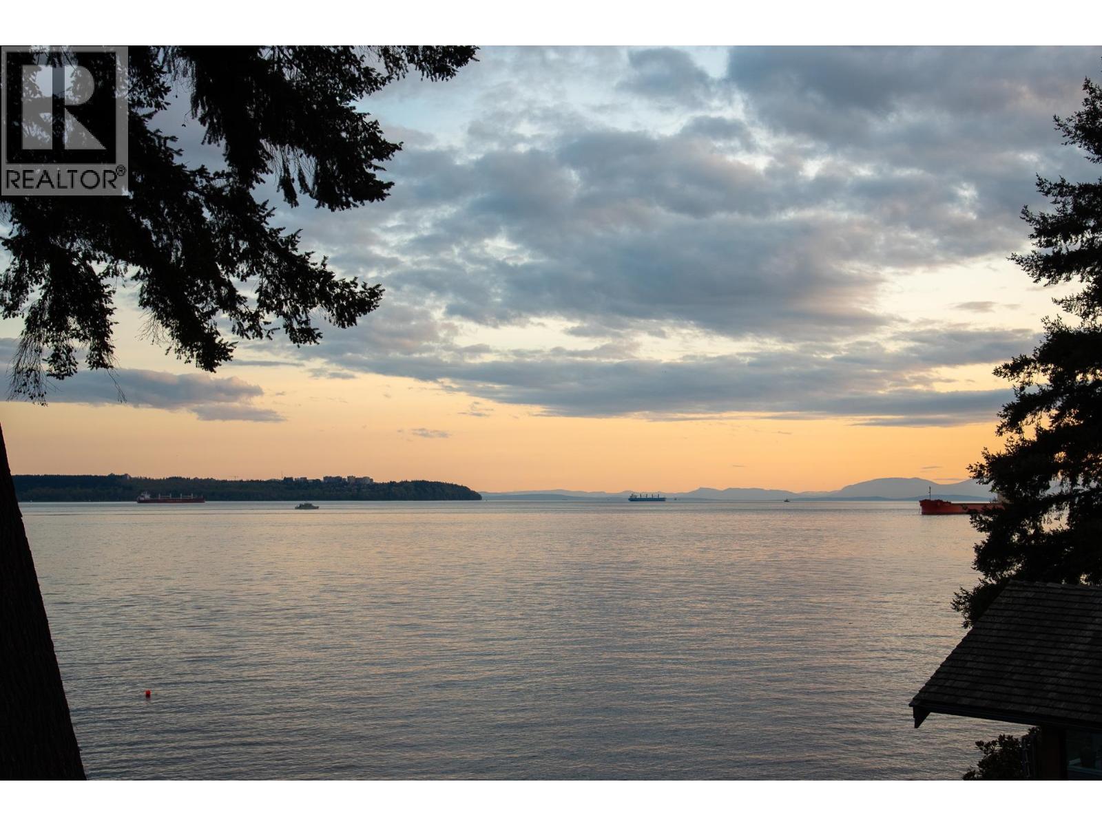 3298 Radcliffe Avenue, West Vancouver, British Columbia  V7V 1G6 - Photo 38 - R3114958