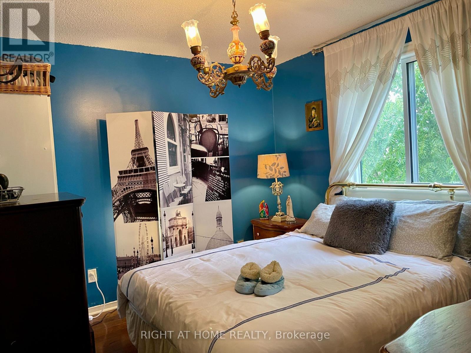 1689 Major Oaks Road, Pickering, Ontario  L1X 1X1 - Photo 25 - E13045776