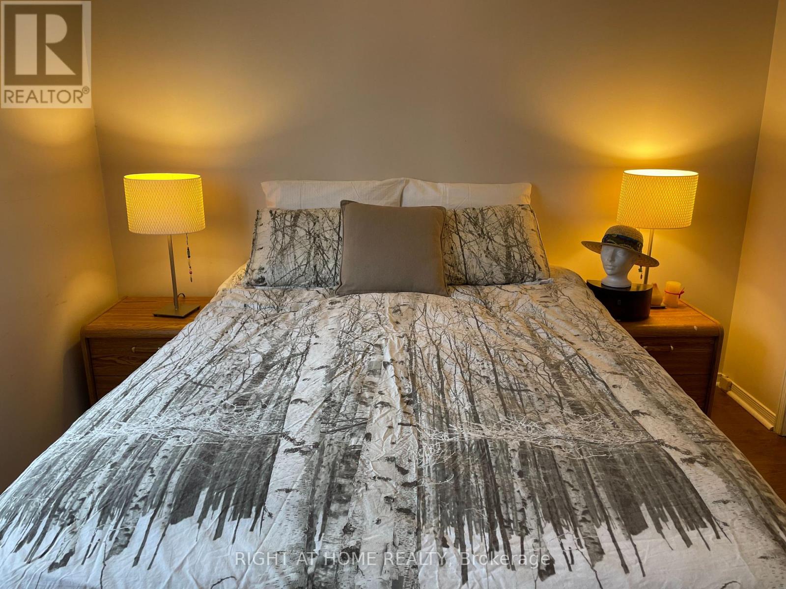 1689 Major Oaks Road, Pickering, Ontario  L1X 1X1 - Photo 26 - E13045776