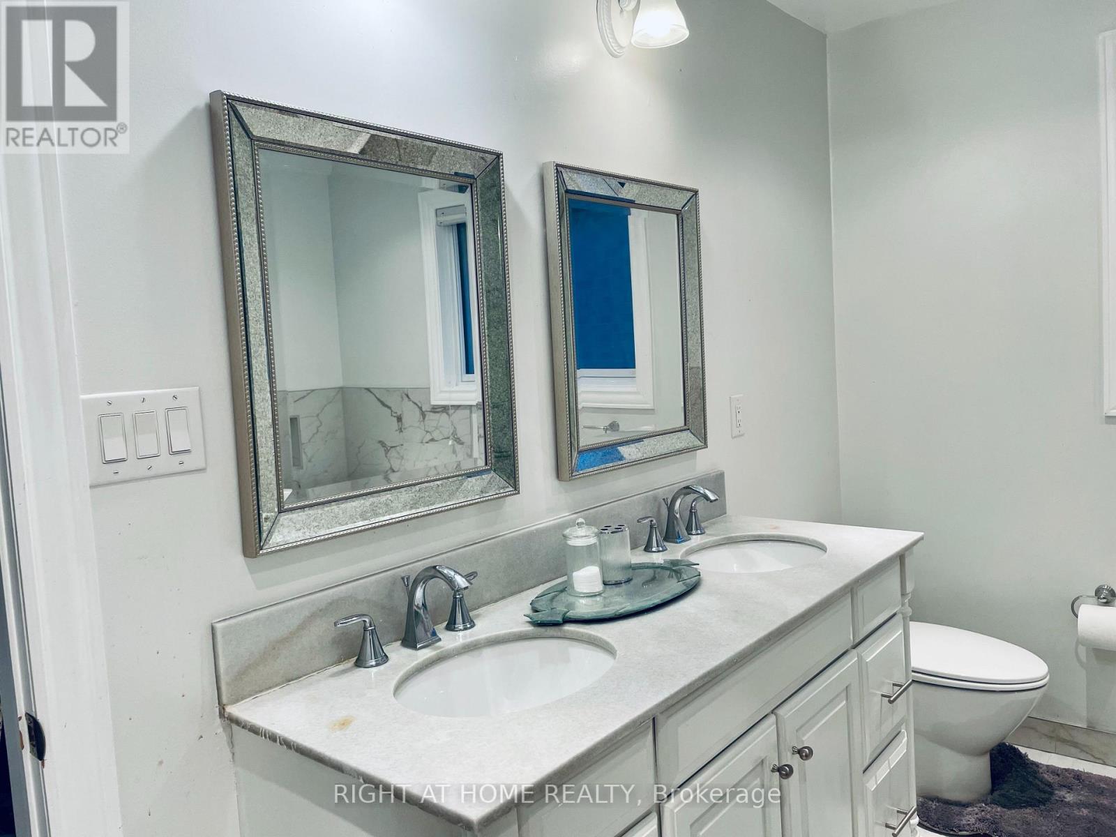 1689 Major Oaks Road, Pickering, Ontario  L1X 1X1 - Photo 29 - E13045776