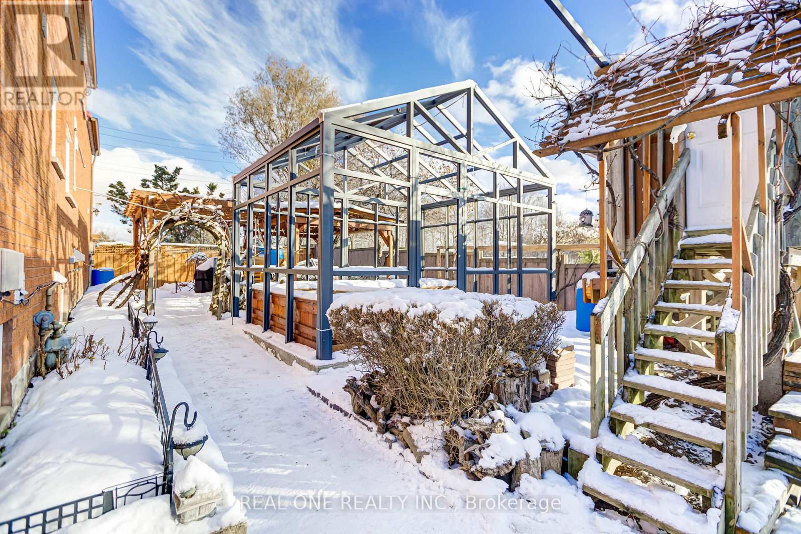 2 Grittani Lane, Toronto, Ontario  M1S 5B7 - Photo 3 - E13045804