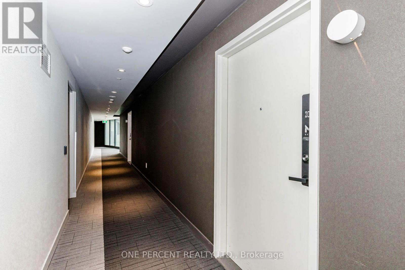 204 - 3900 Confederation Parkway, Mississauga, Ontario  L5B 0M3 - Photo 11 - W12767870