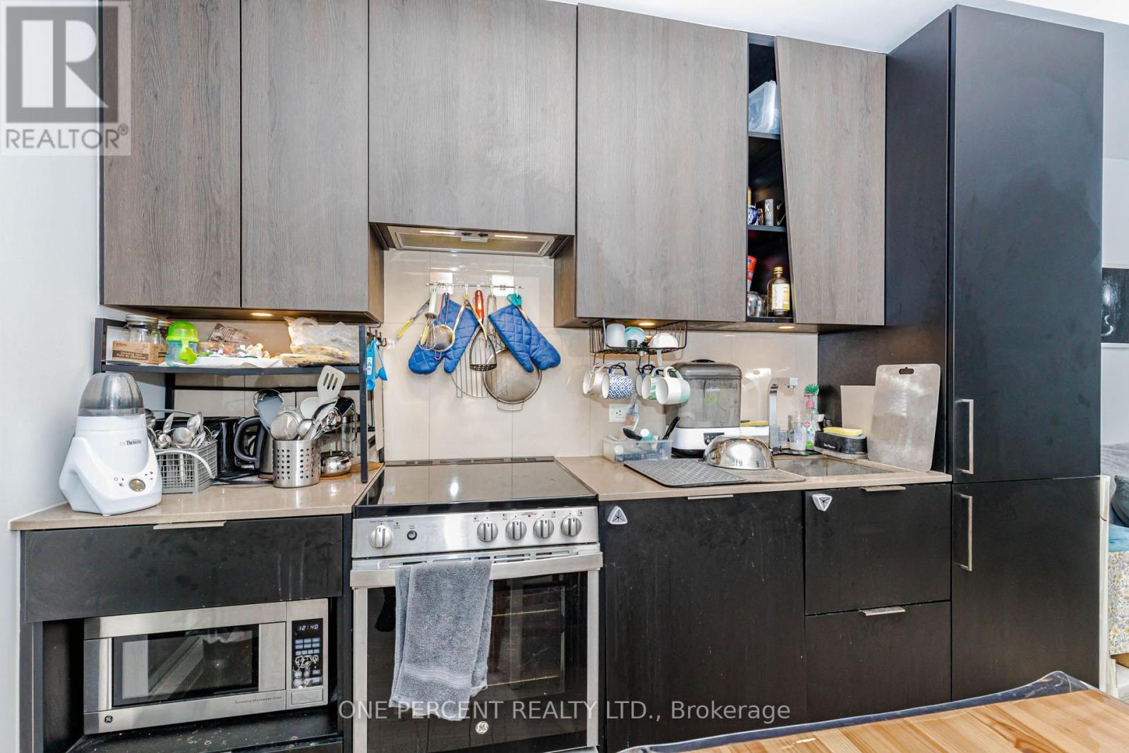 204 - 3900 Confederation Parkway, Mississauga, Ontario  L5B 0M3 - Photo 17 - W12767870