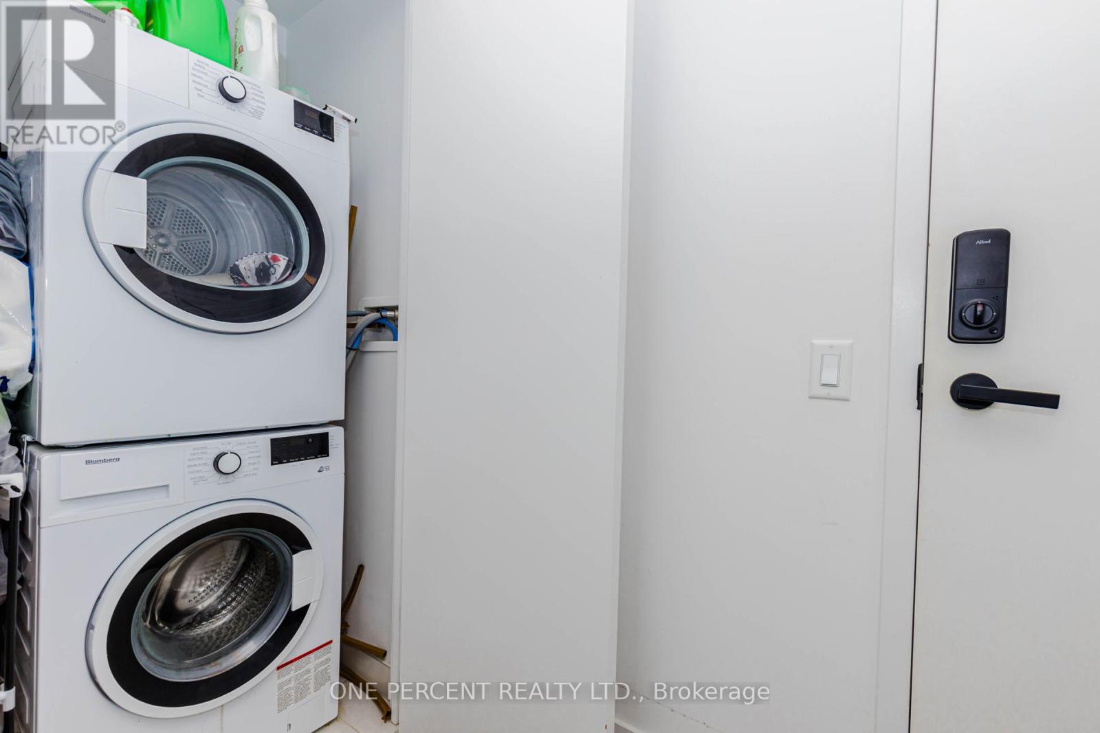 204 - 3900 Confederation Parkway, Mississauga, Ontario  L5B 0M3 - Photo 36 - W12767870