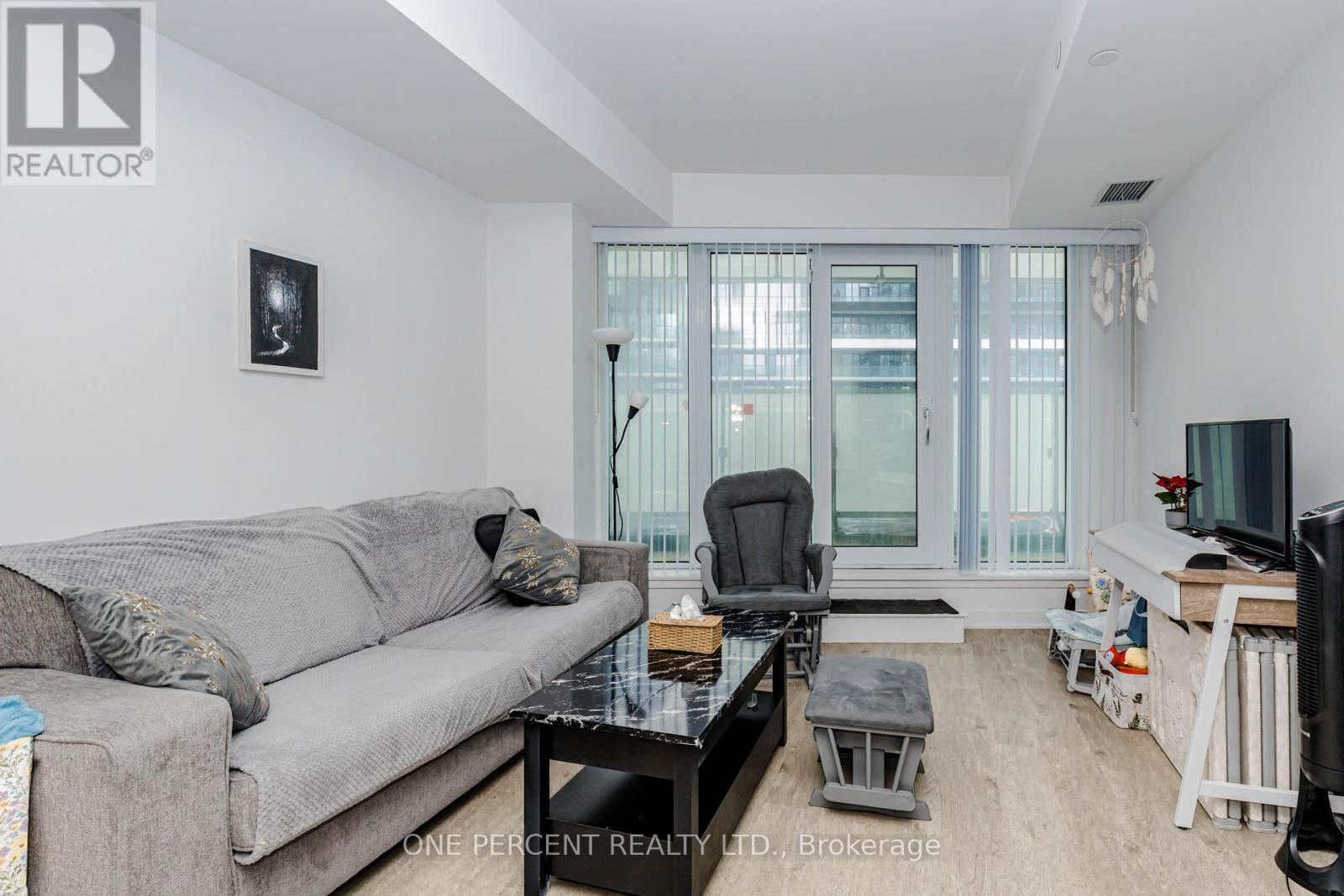 204 - 3900 Confederation Parkway, Mississauga, Ontario  L5B 0M3 - Photo 22 - W12921426