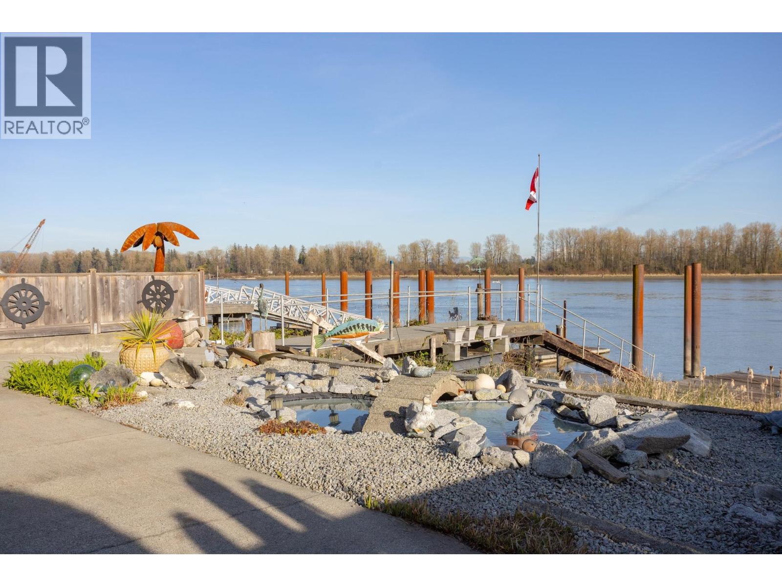 20346 Wharf Street, Maple Ridge, British Columbia  V2X 1Z3 - Photo 38 - R3110255