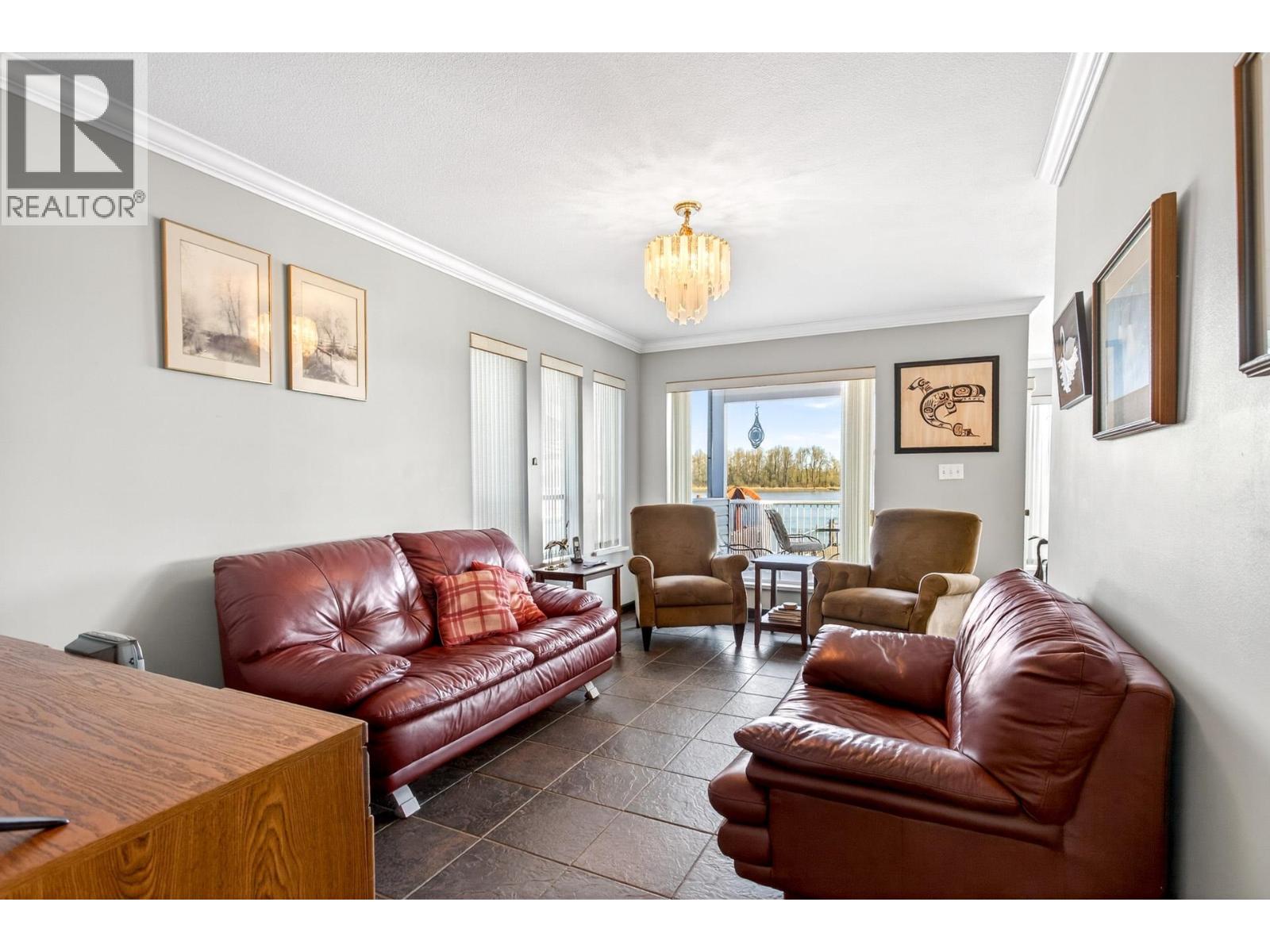 20346 Wharf Street, Maple Ridge, British Columbia  V2X 1Z3 - Photo 16 - R3110255