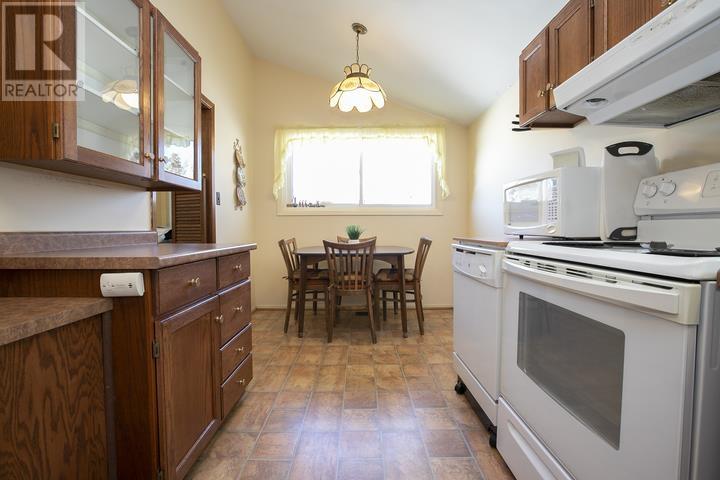 19 Passmore Rd, Sault Ste. Marie, Ontario  P6B 3T9 - Photo 12 - SM260734