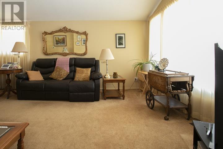 19 Passmore Rd, Sault Ste. Marie, Ontario  P6B 3T9 - Photo 17 - SM260734