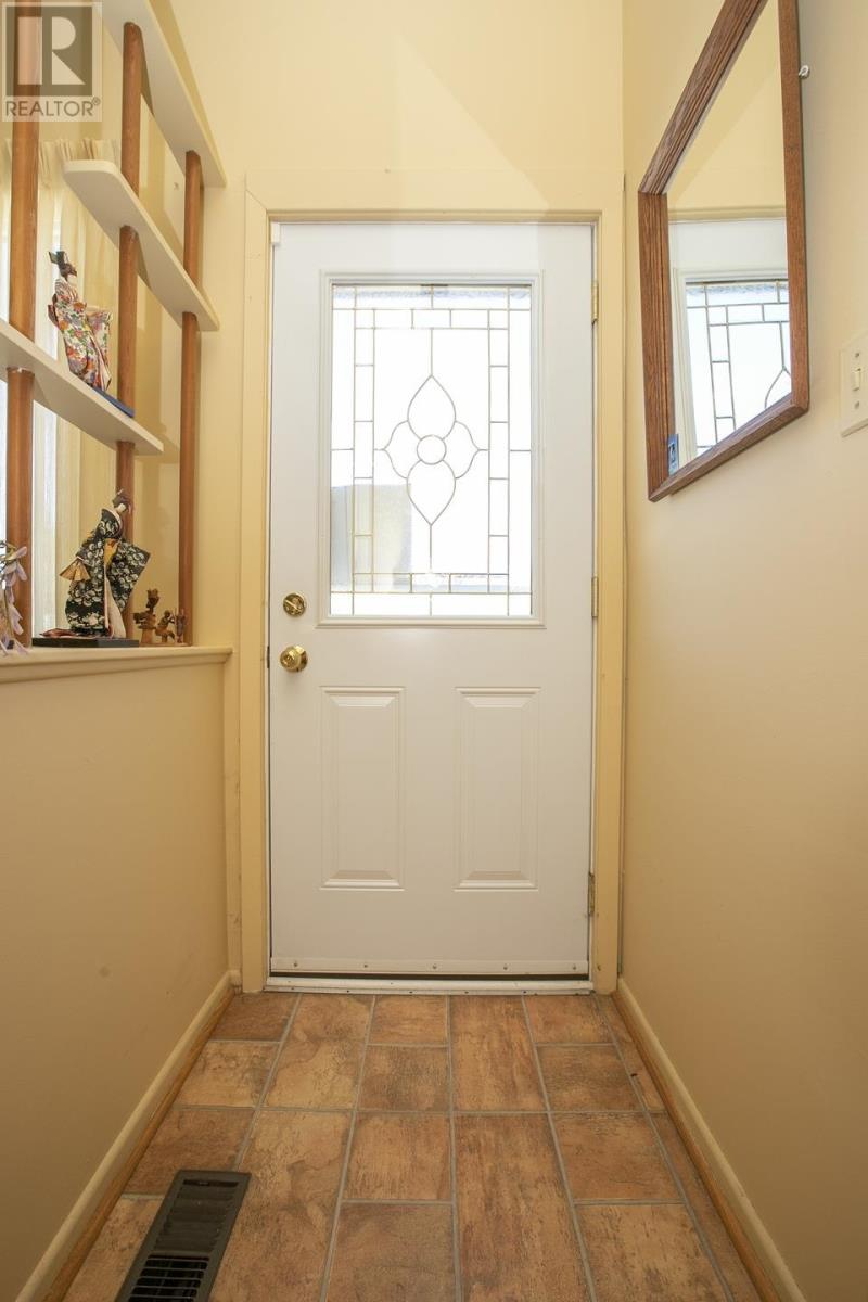 19 Passmore Rd, Sault Ste. Marie, Ontario  P6B 3T9 - Photo 16 - SM260734