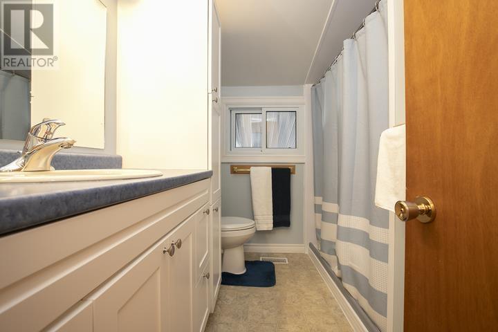 19 Passmore Rd, Sault Ste. Marie, Ontario  P6B 3T9 - Photo 25 - SM260734