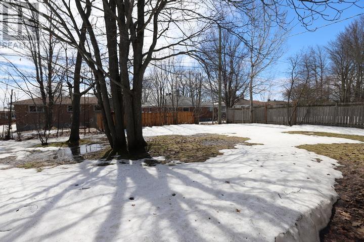 19 Passmore Rd, Sault Ste. Marie, Ontario  P6B 3T9 - Photo 5 - SM260734