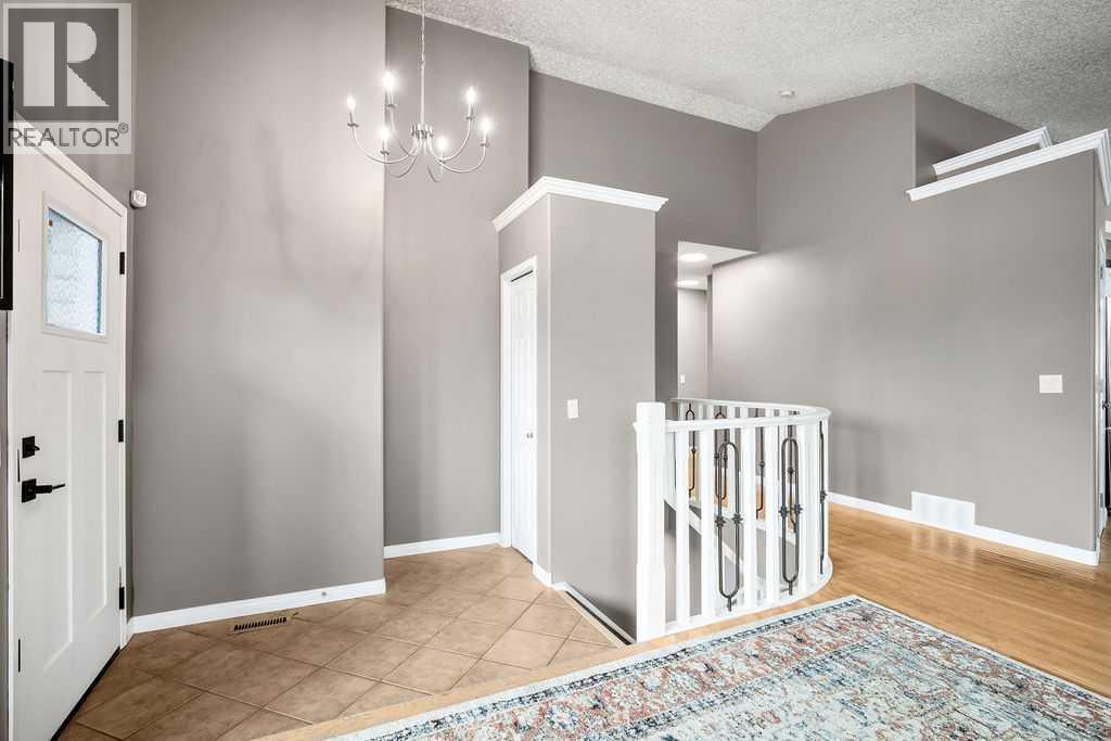 402 Highwood Village Place NW, High River, Alberta  T1V 1W1 - Photo 3 - A2303123