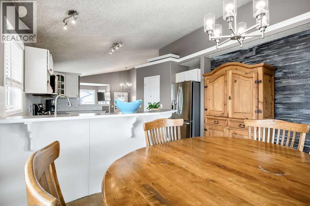 402 Highwood Village Place NW, High River, Alberta  T1V 1W1 - Photo 9 - A2303123