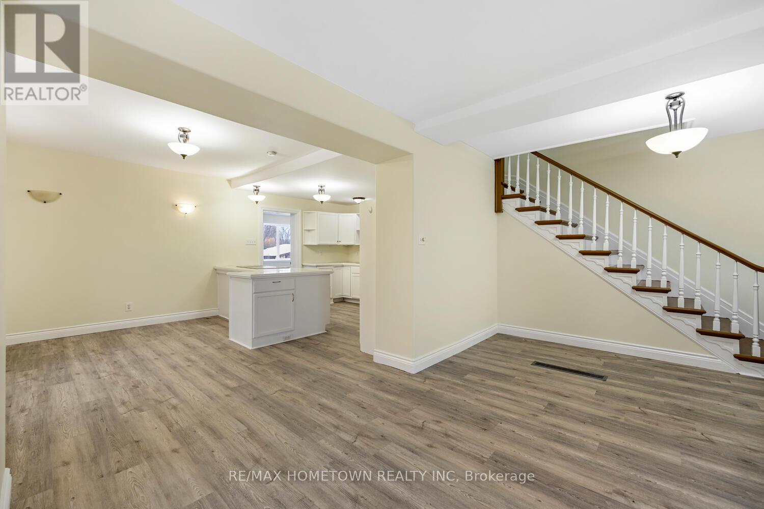 5250 Algonquin Road, Augusta, Ontario  K6V 5T2 - Photo 12 - X12645876