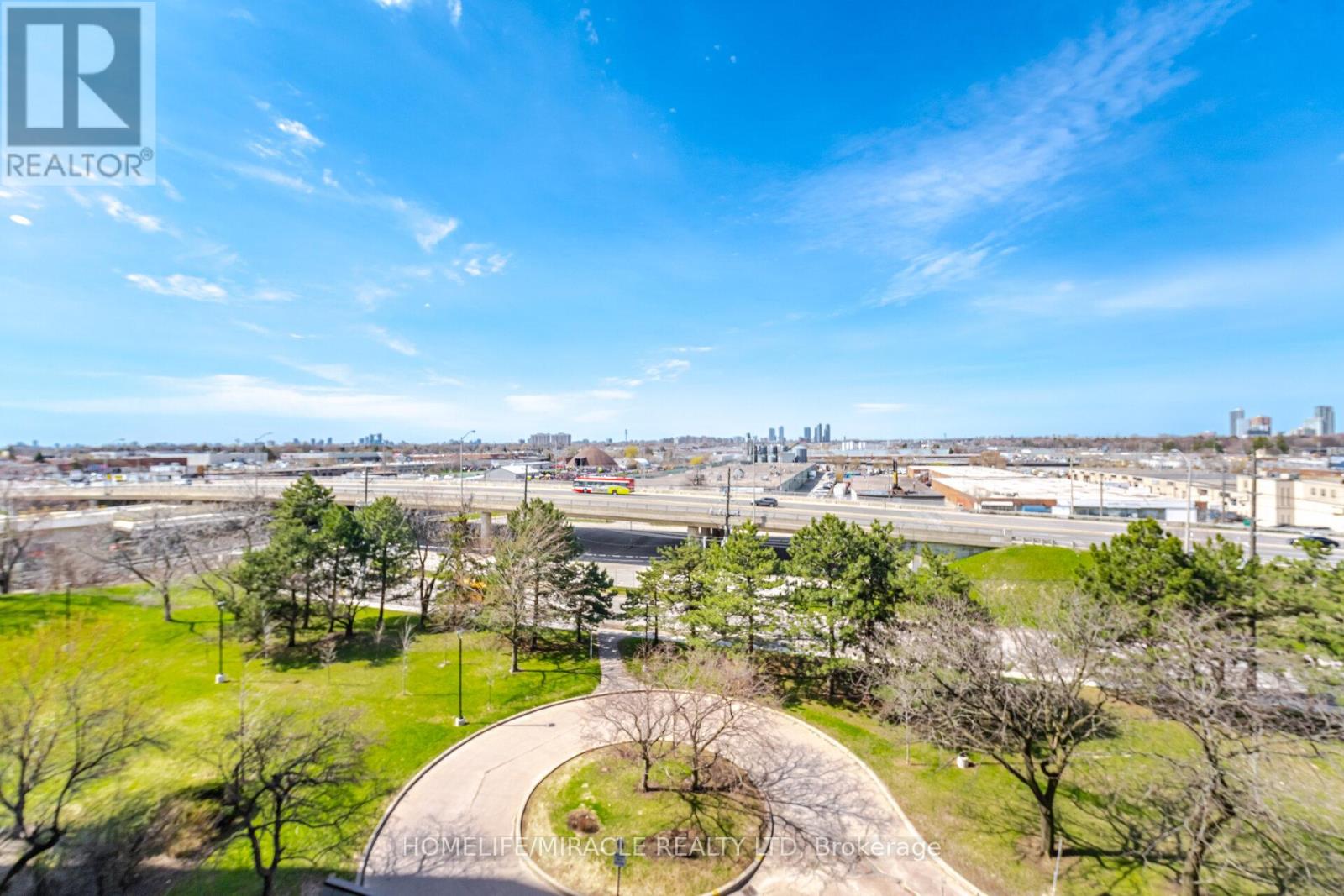 701 - 301 Prudential Drive, Toronto, Ontario  M1P 4V3 - Photo 19 - E13042376