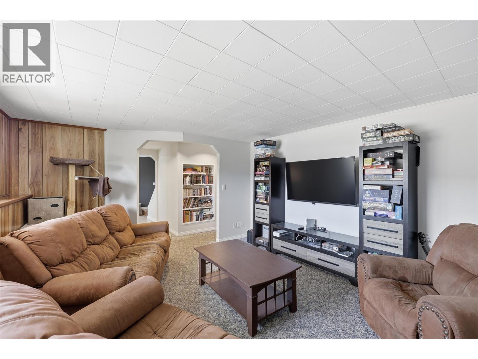 1572 Mt Dufferin Drive, Kamloops, British Columbia  V2E 1A2 - Photo 24 - 10384827