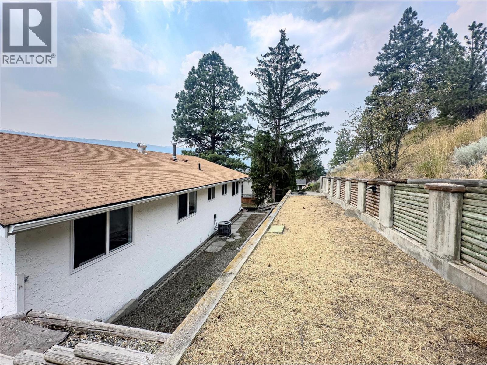 1572 Mt Dufferin Drive, Kamloops, British Columbia  V2E 1A2 - Photo 36 - 10384827