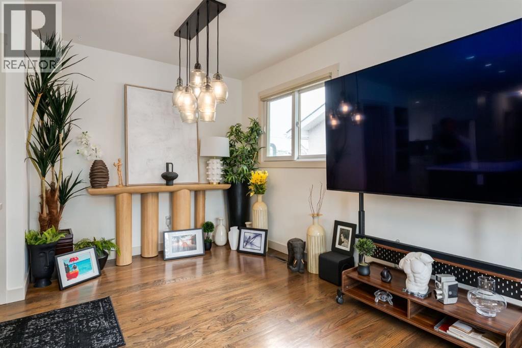 5004 43 Street Sw, Calgary, Alberta  T3E 3R3 - Photo 10 - A2305203